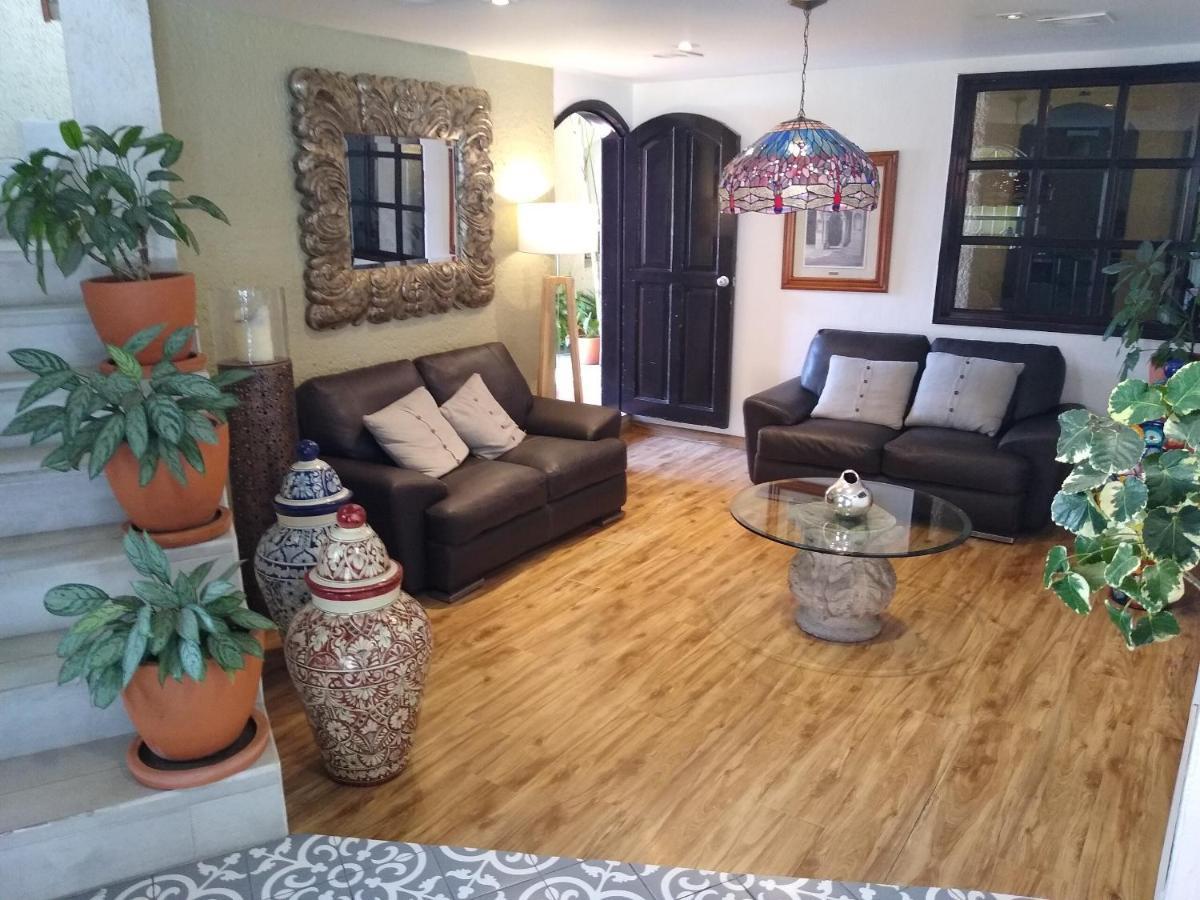 Hotel Villa Del Sol Expo غوادالاجارا المظهر الخارجي الصورة