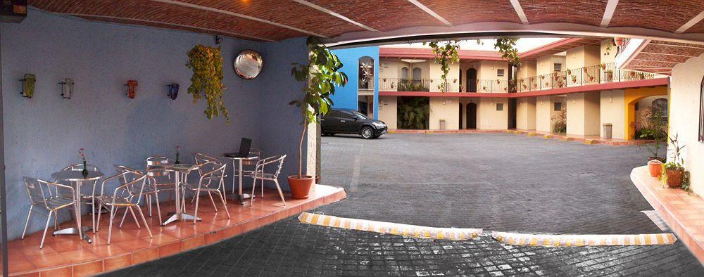 Hotel Villa Del Sol Expo غوادالاجارا المظهر الخارجي الصورة