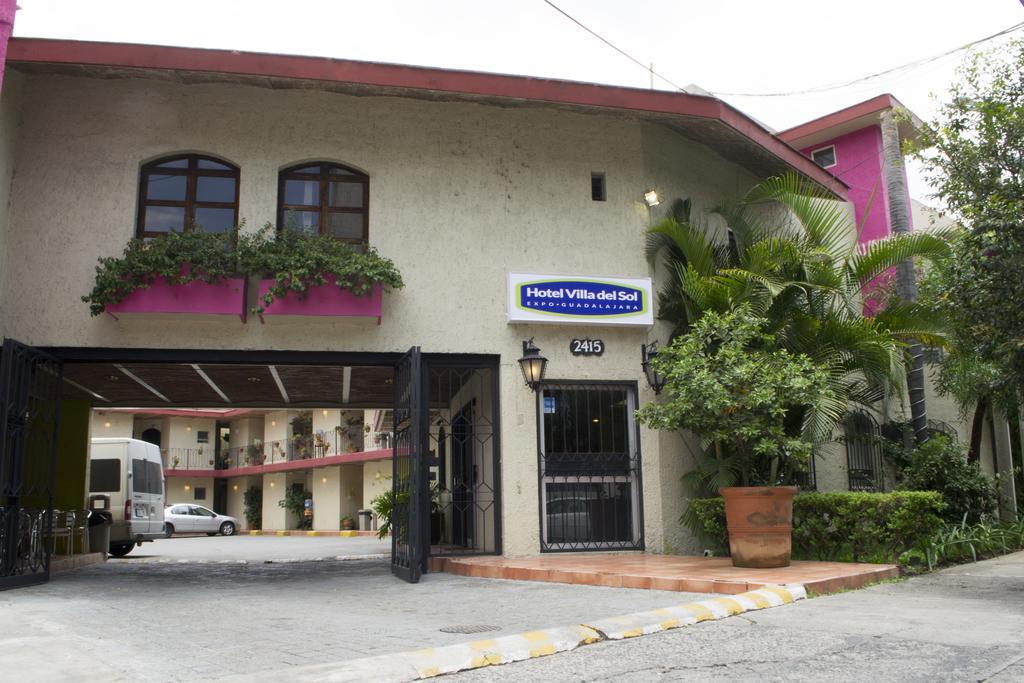 Hotel Villa Del Sol Expo غوادالاجارا المظهر الخارجي الصورة