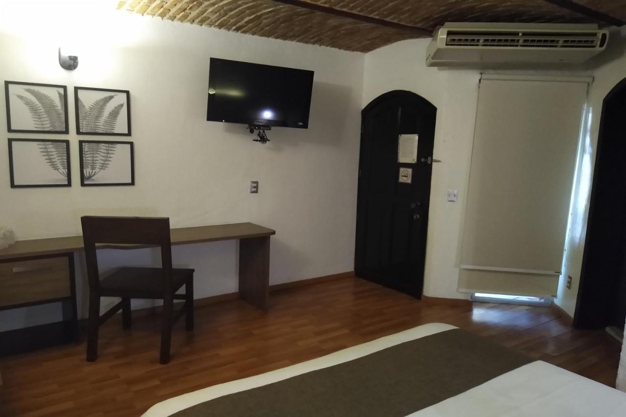 Hotel Villa Del Sol Expo غوادالاجارا المظهر الخارجي الصورة