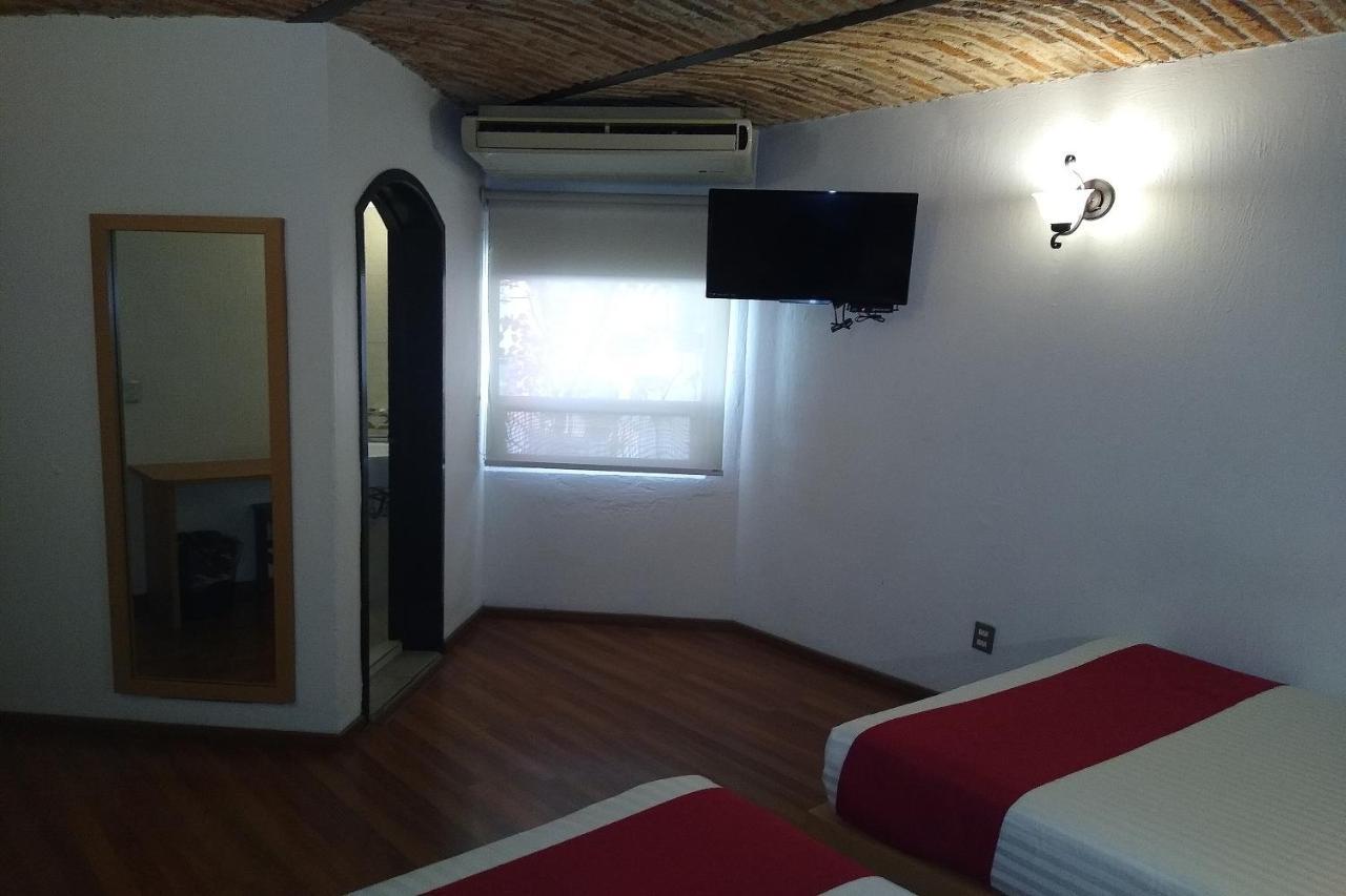 Hotel Villa Del Sol Expo غوادالاجارا المظهر الخارجي الصورة