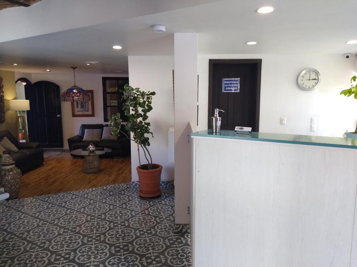 Hotel Villa Del Sol Expo غوادالاجارا المظهر الخارجي الصورة